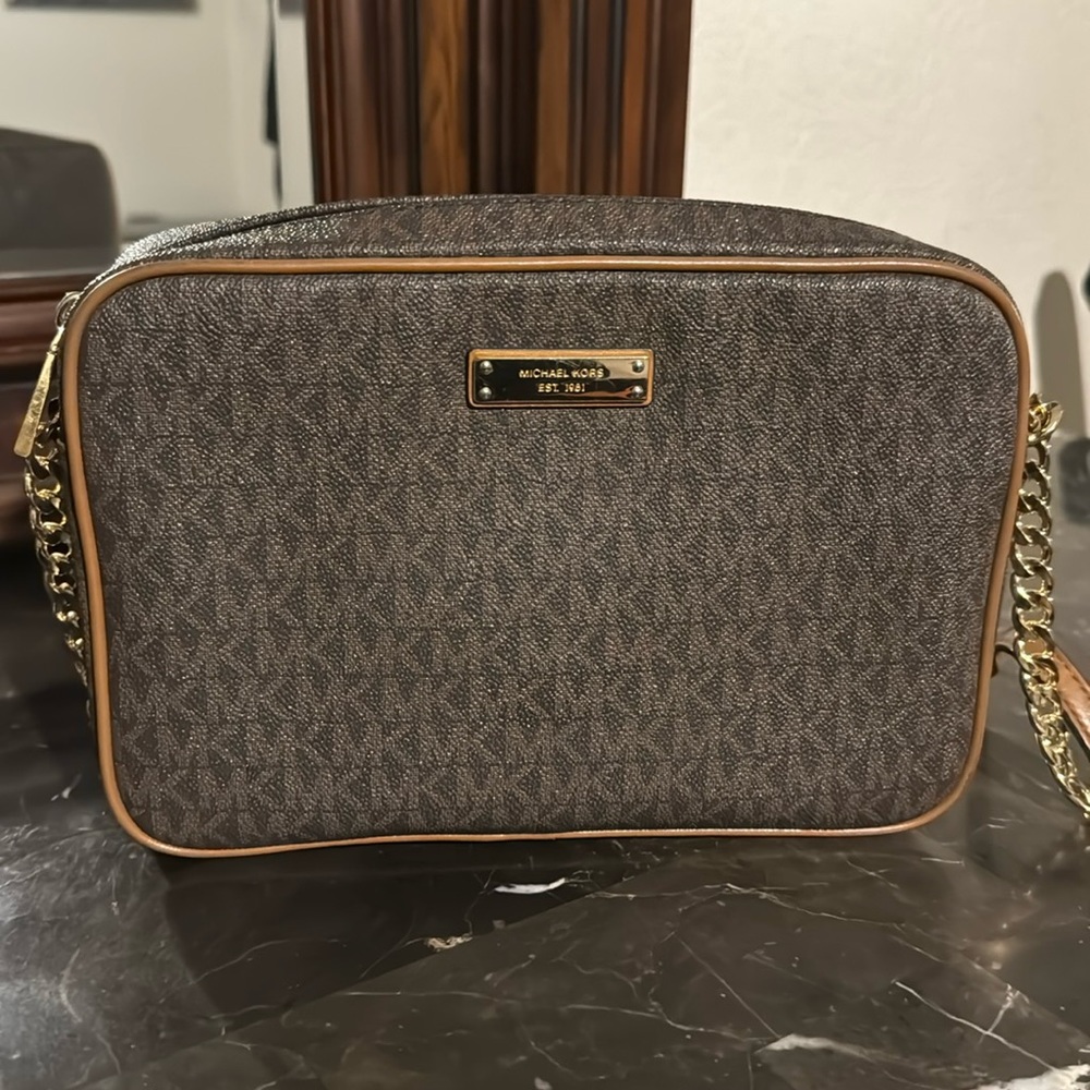 Michael Kors, Crossbody purse
